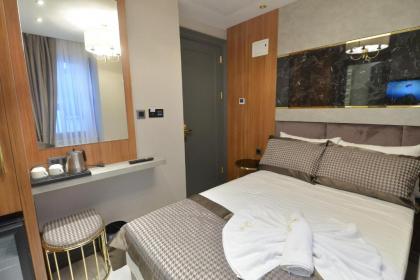 Santra Hotel - image 5