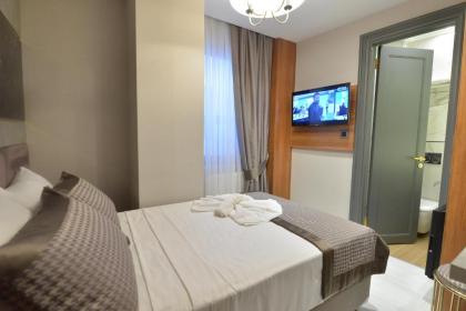Santra Hotel - image 7