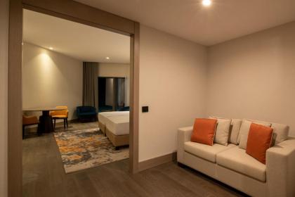 Hilton Mall of Istanbul - image 19