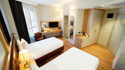 GRAND SIRKECI HOTEL - image 18