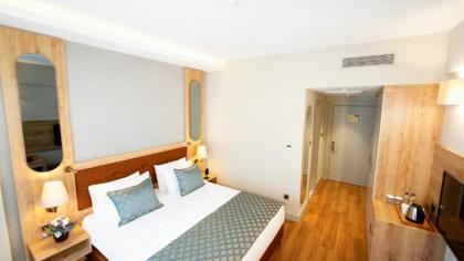 GRAND SIRKECI HOTEL - image 20