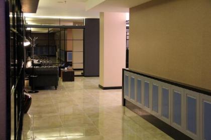 Airport Residence - image 1