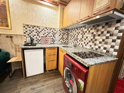 Maranda Suit Hotel - image 17
