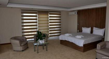 NY WORLD HOTEL - image 24