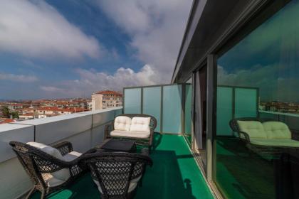 eLotte Palace Hotel - image 16