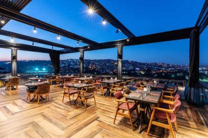 Ramada by Wyndham Istanbul Golden Horn - image 9