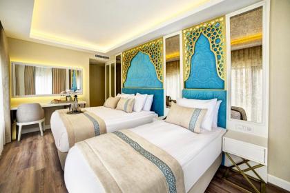 Great Fortune Design Hotel - image 11
