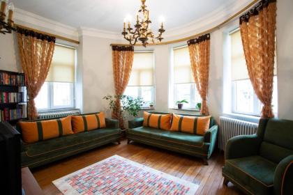 Spacious and Bright three Bedroom Apartment by Happy Homes u0130stanbul