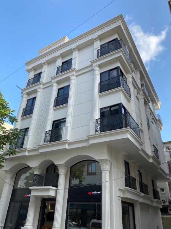 Confores Hotel - image 2