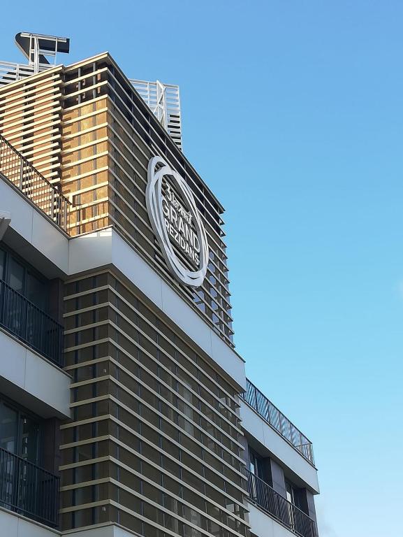 Grand Residence - main image