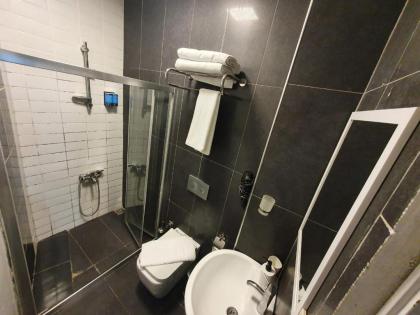 Kazancı Apartmanı - image 8