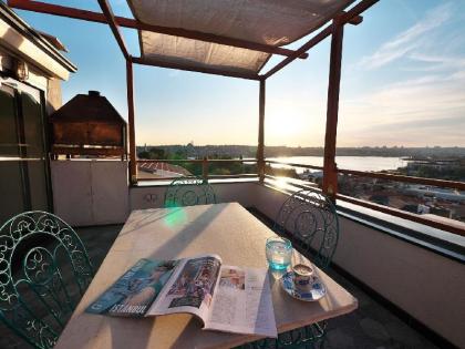 SeaView Roof Terrace 450m to Istiklal Galata