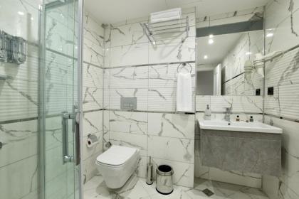 The Bold Hotel - image 17
