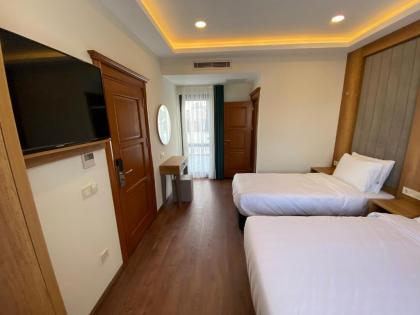 Pege Hotel - image 16