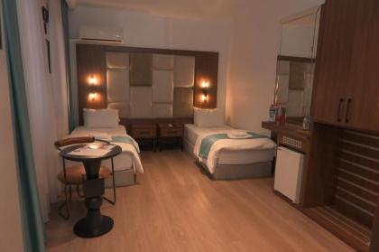 Isle Hotel - image 20