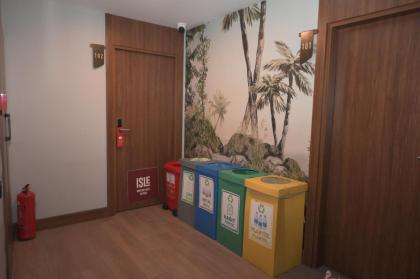 Isle Hotel - image 9