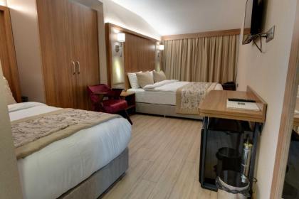 istport hotel - image 10
