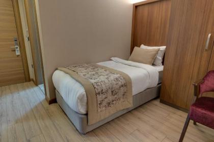istport hotel - image 13