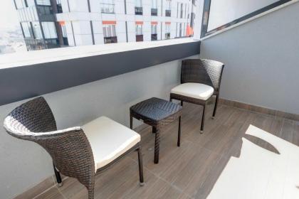 istport hotel - image 8