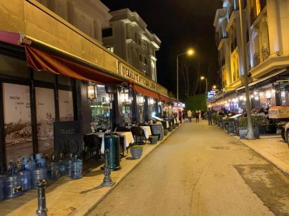 istanbul enjoyer suit - image 3