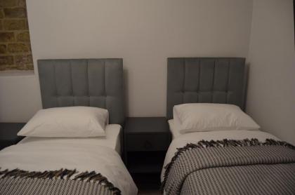 Benan Apartment - image 30