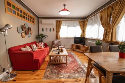 The Istanbuller - image 24