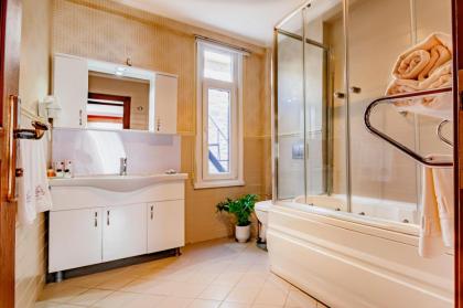 Fatma Sultan Hotel - image 12