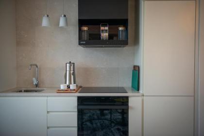 G Yoo Residence by NewInn - image 22