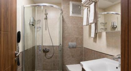 COMFORT SUİTES HOTEL - image 29