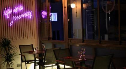 HOTEL BRONTE - image 23