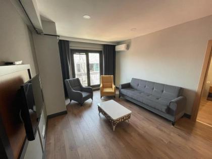 Almina Apartments&Suites - image 4