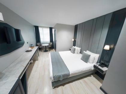 Plus Hotel Express - image 13