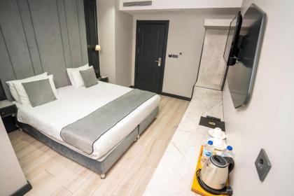 Plus Hotel Express - image 18