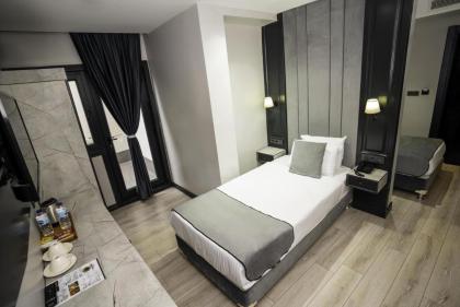 Plus Hotel Express - image 25