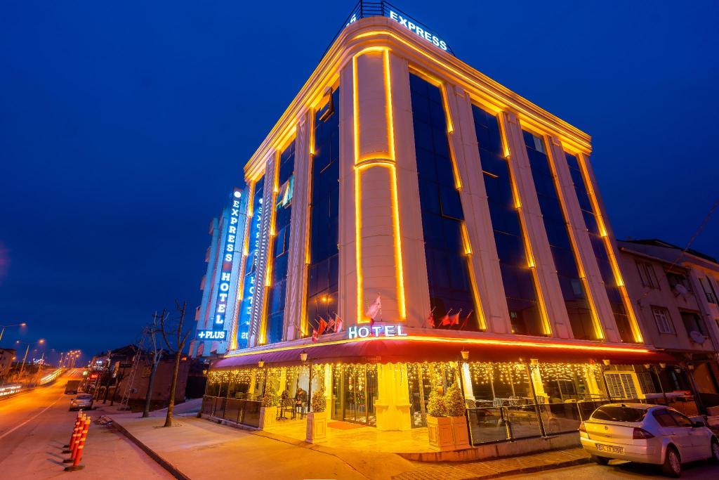 EXPRESS PLUS HOTEL - main image