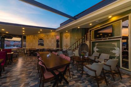 GoldenSand Hotel - image 6