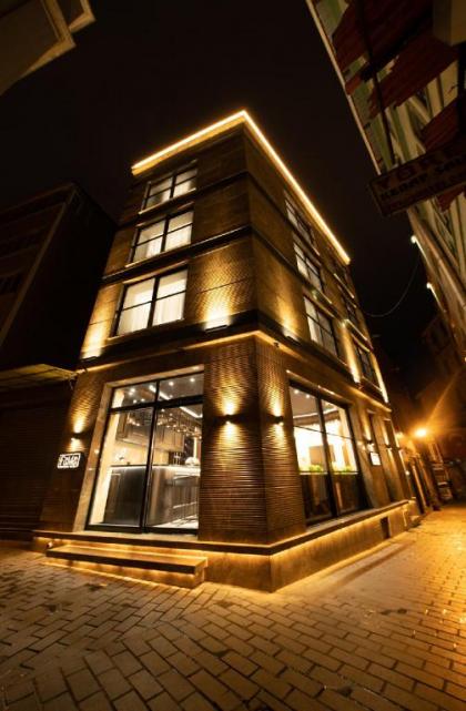 FAMA Boutique Hotel