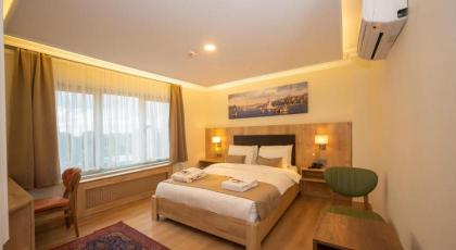 Porta Romanos Hotel - image 30