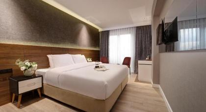 Dora Pera Hotel - image 24