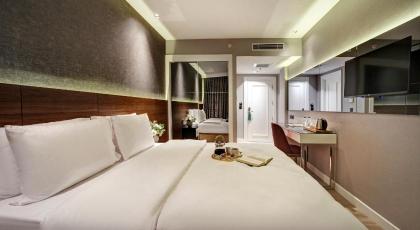 Dora Pera Hotel - image 30