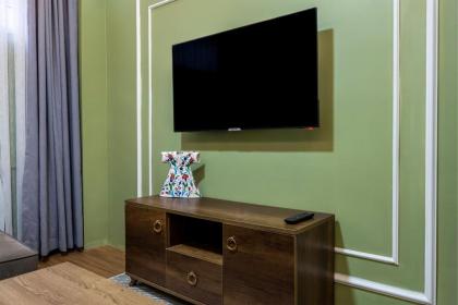 SECRET GARDEN - basement - image 2