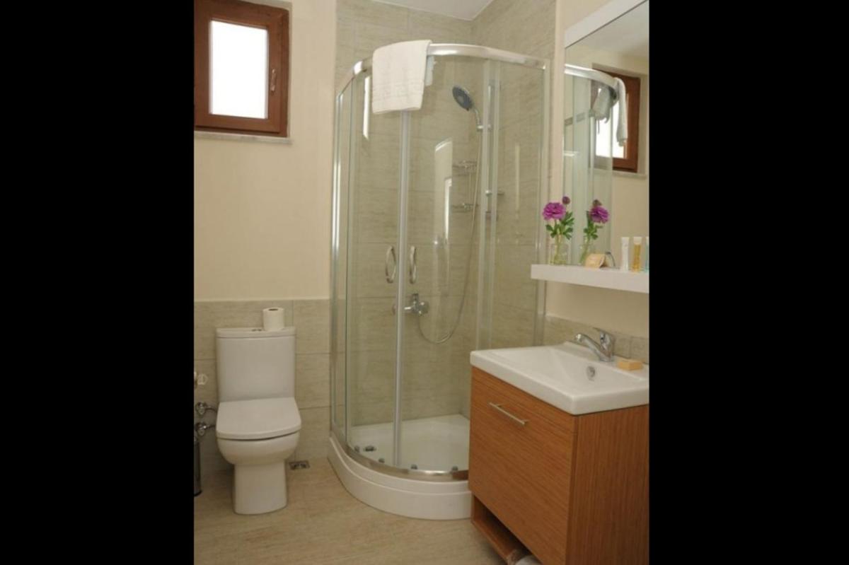 Three Apples Suites Taksim - image 2
