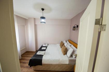 Three Apples Suites Taksim - image 20
