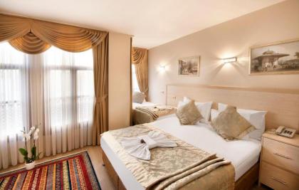 Room in Guest room - Anice family room with buffet breakfast very close to Blue Mosque - image 3