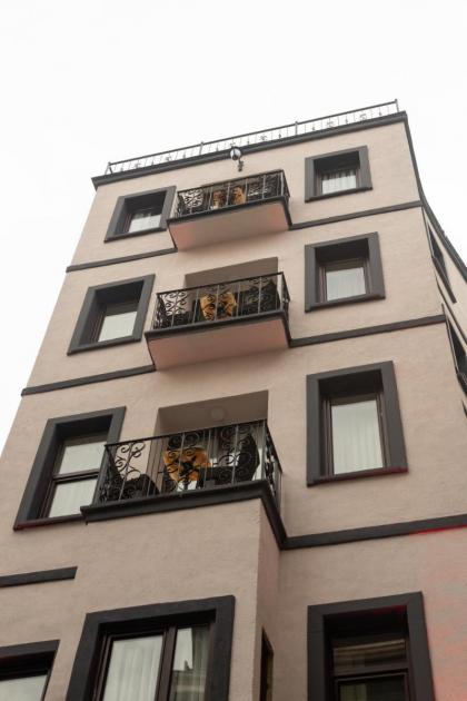 HOTEL DI POESIA - image 6