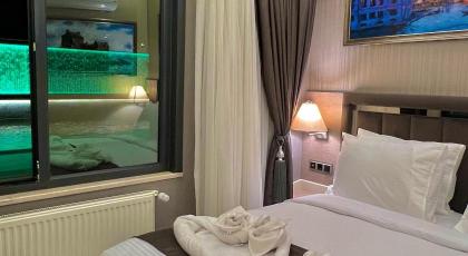 MQ Hotel Suites - image 23
