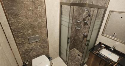 Mardy Hotel - image 26