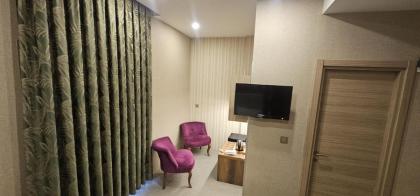 Mardy Hotel - image 28