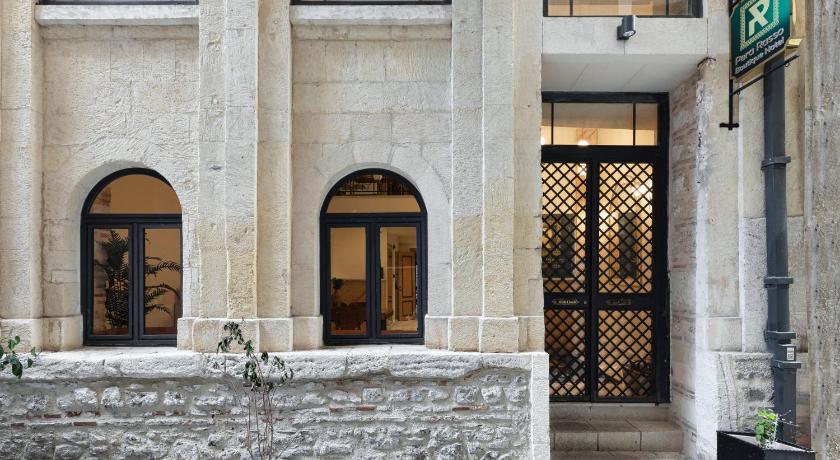 Pera Rasso Boutique Hotel  - image 2