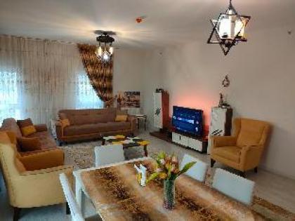 Great 13 apartment with open view - image 2